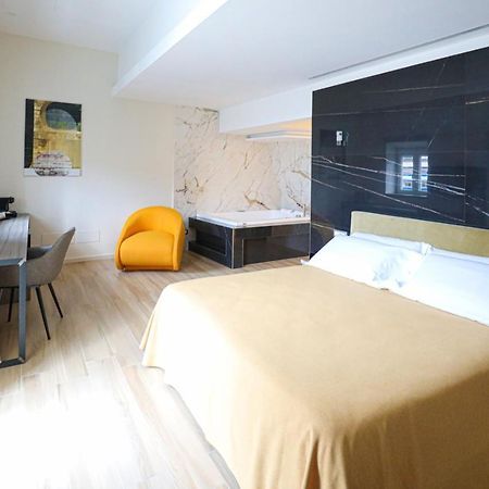 Municipio Luxury Suite Napoli Dış mekan fotoğraf