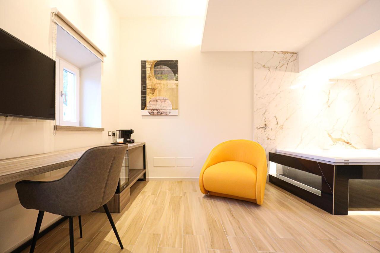 Municipio Luxury Suite Napoli Dış mekan fotoğraf